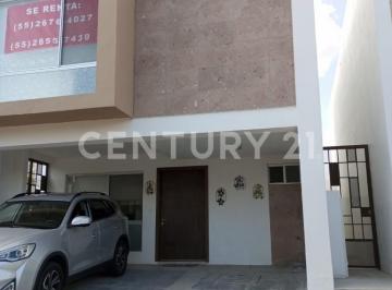 Casa · 165m² · 3 Recámaras · 2 Estacionamientos · Renta de Casa en Cumbres Provenza, Querétaro