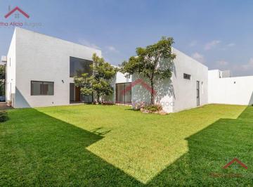 Casa de 3 habitaciones, Cuernavaca · Residencia en Mascareño - Vista Hermosa