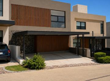 Casa en condominio de 3 habitaciones, Querétaro · Altozano Flama $6