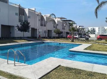 Casa · 3 Recámaras · 1 Estacionamiento · Casa en Venta en Villas del Paraíso, Cuernavaca.