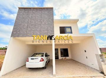 Casa de 3 habitaciones, Fortín · Vendo Casas Nueva en Fraccionamiento Privado en Fortín, 3 Niveles.