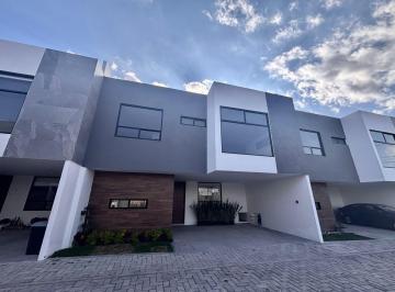 Casa · 164m² · 3 Recámaras · 2 Estacionamientos · Casa Camino Real - La Radial
