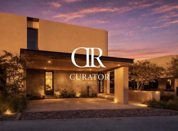 Casa · 248m² · 4 Recámaras · 2 Estacionamientos · Casa en Venta en Altozano Queretaro