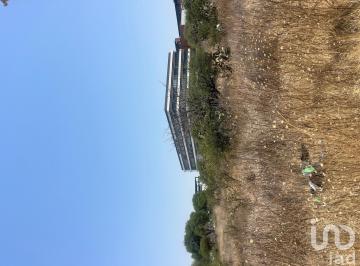 Terreno / Lote · 2084m² · Terreno Comercial en Venta en Cd. Maderas