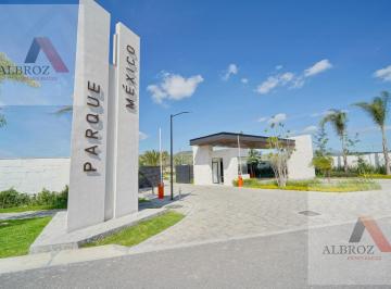 Casa · 180m² · 3 Recámaras · 2 Estacionamientos · Casa Venta