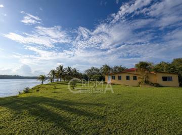 Casa · 168m² · 4 Recámaras · 4 Estacionamientos · Venta Casa Frente Río, Santiago de La Peña