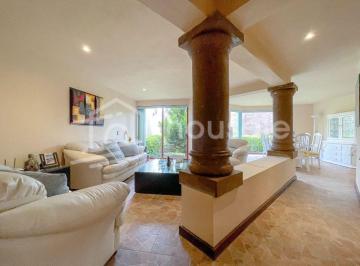 Casa de 3 habitaciones, Tuxpan · Casa en Venta en Colonia Santa Ana, Tuxpan, Michoacán | Excelente Ubicación y Oportunidad de Inversi