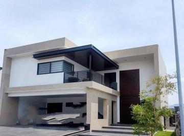Casa en condominio de 4 habitaciones, León · Casa en Venta en Club de Golf El Molino Zona de Las Mas Exclusivas Leon Gto 4 Recam. con Vest c/u