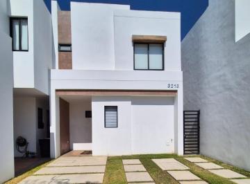 Casa · 3 Recámaras · 2 Estacionamientos · Casa en Palmilla Grand Residencial