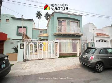 Casa de 3 habitaciones, Tijuana · Casa en Venta | Estilo Clásico con Amplio Jardín | Playas de Tijuana, Sección Jardines