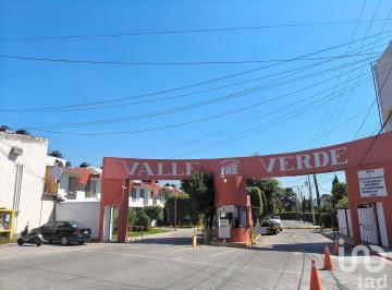 Casa · 74m² · 3 Recámaras · 1 Estacionamiento · Casa en Venta en Valle Verde, Yautepec, Morelos. a 5 Minutos del Centro, Fácil Acceso.