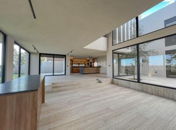 Casa de 3 habitaciones, Querétaro · Residencia de Lujo Frente a Área Verde en La Espiga, Querétaro