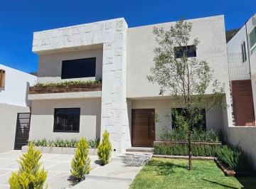 Casa de 4 habitaciones, Querétaro · Casa en Venta Cumbres del Cimatario