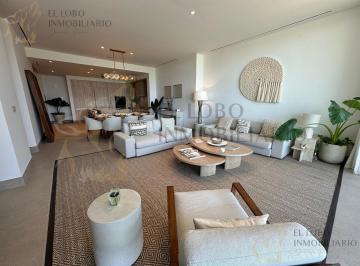 Departamento · 245m² · 3 Recámaras · 2 Estacionamientos · Departamento de Lujo 3 Recámaras Frente a La Laguna Zona Hotelera Cancún