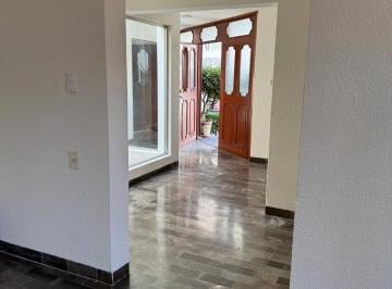 Casa de 4 habitaciones, Tlalpan · Casa con Uso de Suelo - Isidro Fabela, Tlalpan