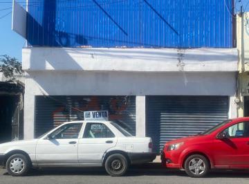 Bodega comercial · 323m² · Galpón - Martínez