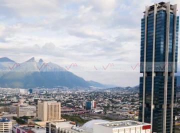 Local comercial · 137m² · 12 Estacionamientos · Local Comercial en Renta en Monterrey