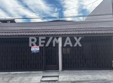 Casa · 232m² · 2 Recámaras · 2 Estacionamientos · Casa en Venta, Residencial Lincoln, Monterrey Nuevo León - (4)