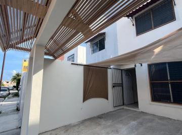 Casa · 62m² · 2 Recámaras · 2 Estacionamientos · Casa en Venta 2 Recamaras | Bosque Real Playa del Carmen