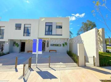 Casa de 2 habitaciones, El Marqués · El Marques Casa de 2 Recamaras en Venta Rah1320