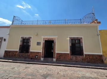 Casa · 324m² · 5 Recámaras · Hermosa Casona en Centro Historico, Queretaro, Qro.