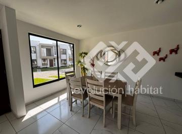 Casa en condominio de 4 habitaciones, Jiutepec · Casa en Venta con Alberca y Roof Garden en Cuernavaca