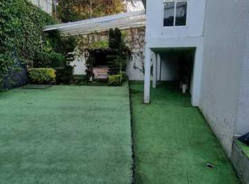 Casa · 1097m² · 5 Recámaras · 6 Estacionamientos · Residencia en Venta en Jardines del Pedregal