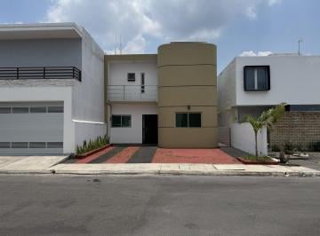 Casa · 148m² · 4 Recámaras · Casa en Venta en Lomas de La Rioja / Músicas
