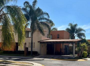 Casa de 4 habitaciones, Corregidora · Casa en Venta en Puerta Real