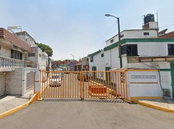 Casa de 3 habitaciones, Azcapotzalco · Casa en Venta en 1a Cerrada Osa Mayor, El Rosario, Azcapotzalco