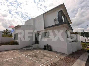 Casa Venta 160m² de 2 habitaciones · Casa - Venta Corregidora "Fraccionamiento Punta Esmeralda"