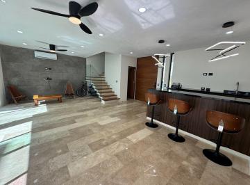 Casa · 275m² · 3 Recámaras · 3 Estacionamientos · Casa en Venta Arbolada