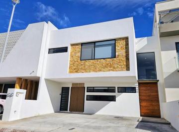 Casa de 4 habitaciones, El Marqués · Casa Venta Zibata