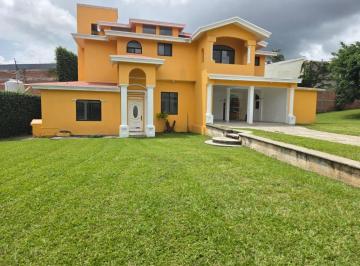 Casa · 307m² · 3 Recámaras · 6 Estacionamientos · Casa en Privada en Lomas de Cortés Cuernavaca - Maz - 2503 - Cp