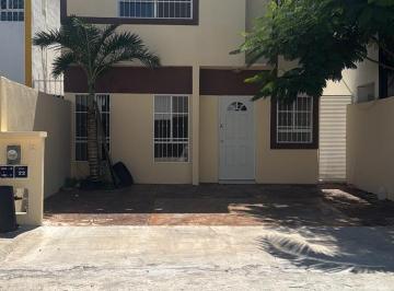 Casa · 120m² · 3 Recámaras · 3 Estacionamientos · Casa en Sol del Mayab Cancun 3 Recamaraa