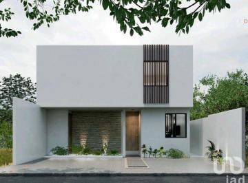 Casa · 170m² · 3 Recámaras · 2 Estacionamientos · Casa en Venta en Mérida, Yucatán