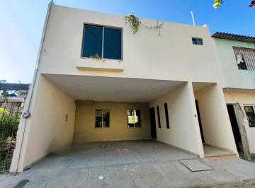 Casa · 185m² · 2 Recámaras · 2 Estacionamientos · Casa en Venta en Centro Boca del Río Veracruz
