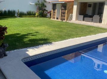 Casa de 4 habitaciones, Jiutepec · Casa en Venta - un Nivel - "Fraccionamiento Sumiya"