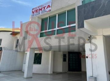 Casa · 150m² · 3 Recámaras · 3 Estacionamientos · Casa en Venta Uruyen, Torres de Lindavista