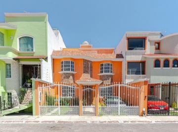 Casa de 4 habitaciones, Pachuca · Casa en Venta en Pachuca, Hidalgo