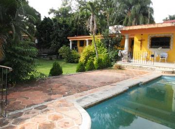 Casa de 4 habitaciones, Cuernavaca · Casa con 980 m² Superficie de Terreno, 4 Recámaras en Venta, Vista Hermosa Cuernavaca Moelos