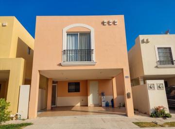 Casa · 153m² · 3 Recámaras · 2 Estacionamientos · Casa en Venta con Doble Cochera, Mitras Poniente