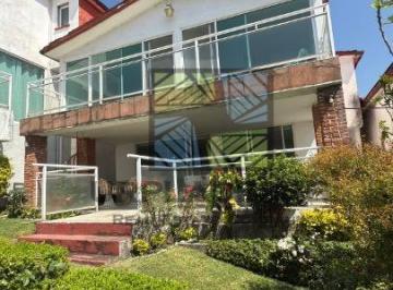 Casa en condominio · 200m² · 4 Recámaras · 1 Estacionamiento · Se Vende Casa Linda en Condominio en Cuernavaca, Morelos