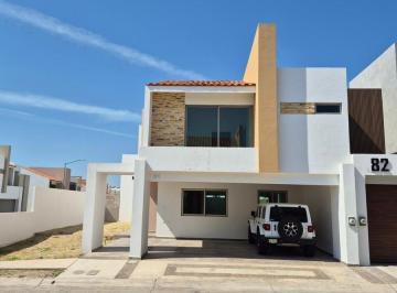 Casa · 250m² · 3 Recámaras · 2 Estacionamientos · Casa en Venta en Portalegre States III