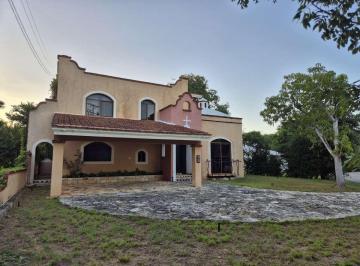 Casa de 3 habitaciones, Mérida · Casa en Venta en Merida F - 2110, 3 Rec. Club de Golf La Ceiba $6,900,000