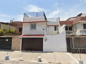 Casa de 3 habitaciones, Azcapotzalco · Venta de Casa en 1a. Cerrada Osa Mayor, El Rosario, Azcapotzalco