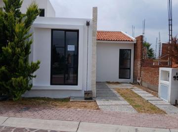 Casa de 3 habitaciones, El Marqués · Casa en Venta en Ciudad Maderas, Querétaro