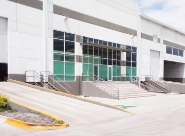 Nave industrial · 1600m² · 4 Estacionamientos · Nave Industrial en Parque Industrial Querétaro