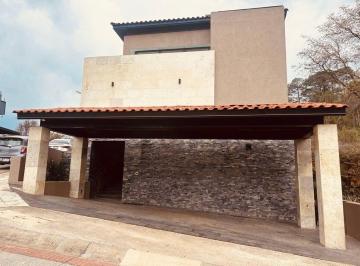 Casa de 3 habitaciones, Morelia · Venta Residencia Campo de Golf Altozano