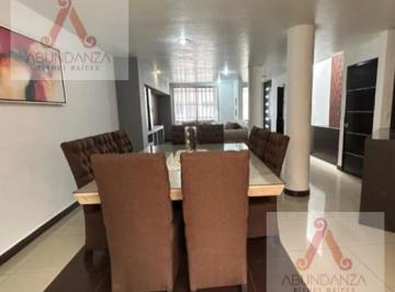 Casa en condominio · 230m² · 3 Recámaras · 2 Estacionamientos · Renta Fuentes de San Jose Toluca
